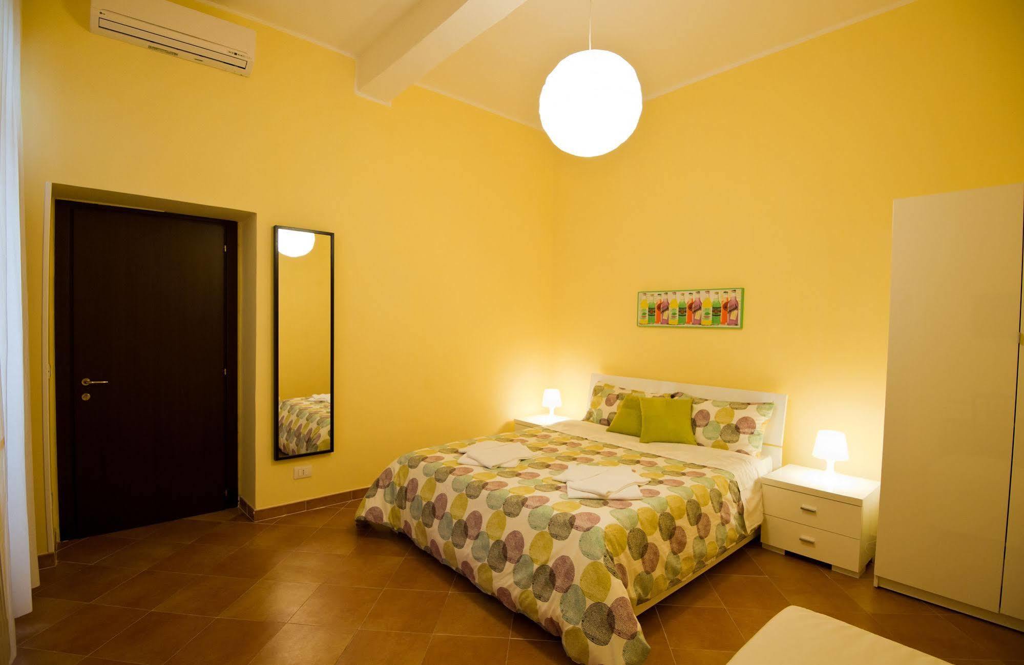 Bed and Breakfast Rome Services Porta Castello Экстерьер фото